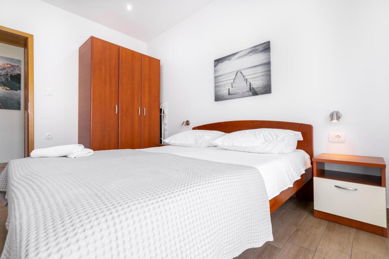 Apartmani Roko บาชกาโวดา ภายนอก รูปภาพ