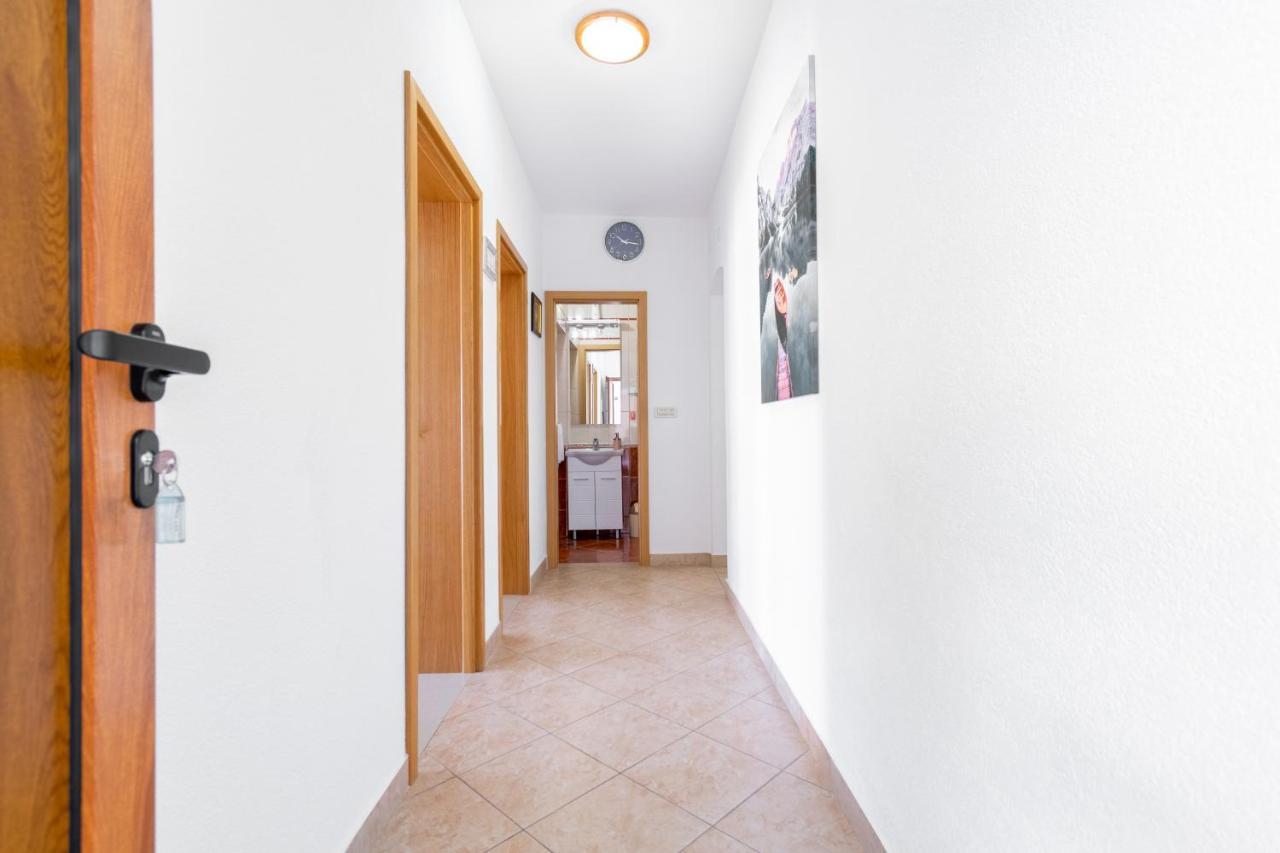 Apartmani Roko บาชกาโวดา ภายนอก รูปภาพ