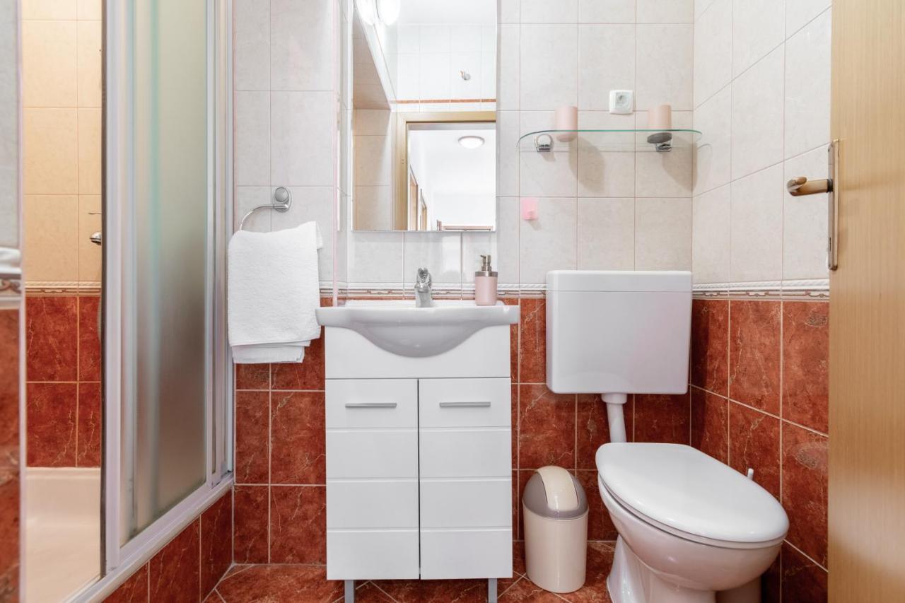 Apartmani Roko บาชกาโวดา ภายนอก รูปภาพ