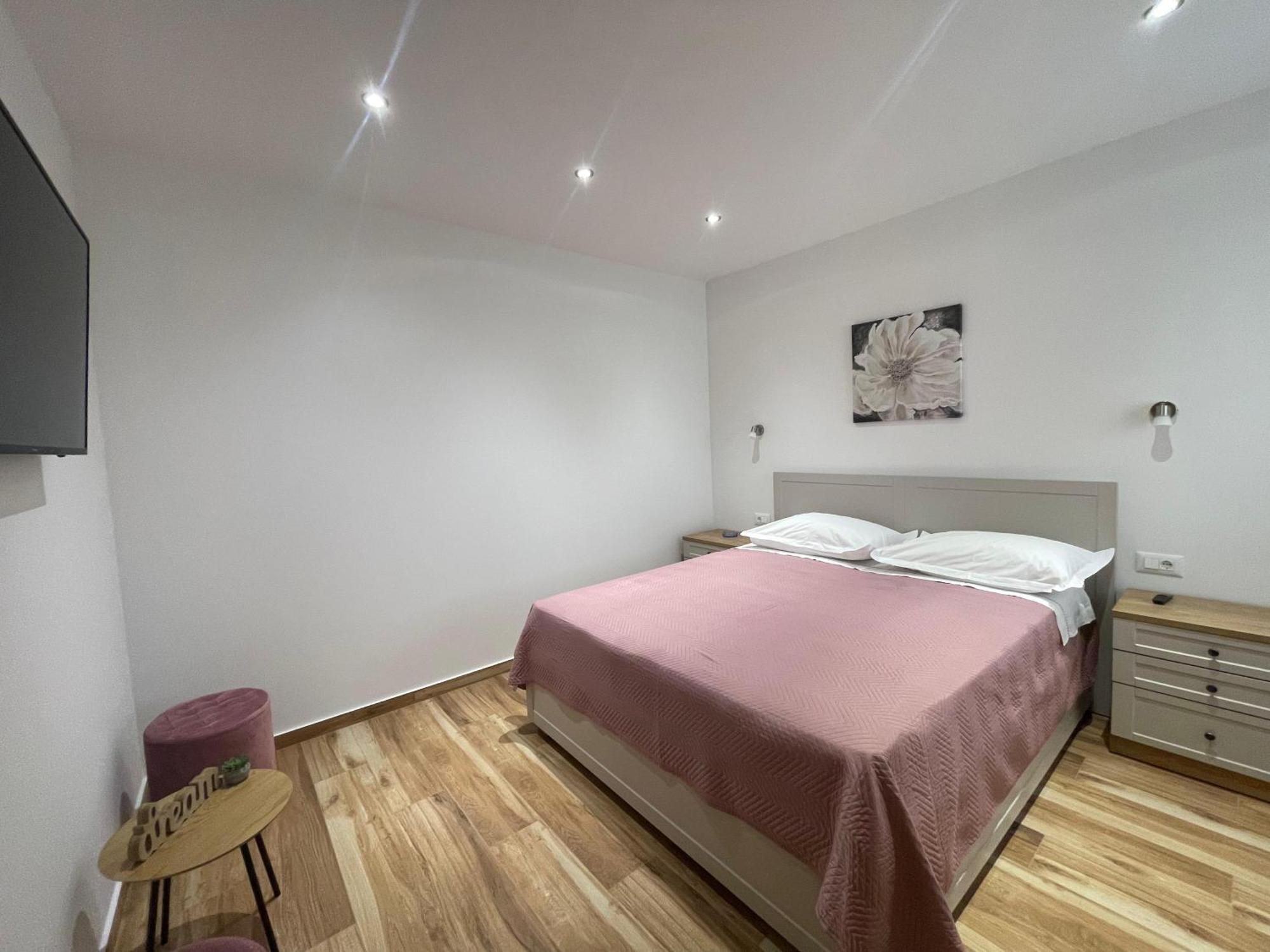 Apartmani Roko บาชกาโวดา ภายนอก รูปภาพ